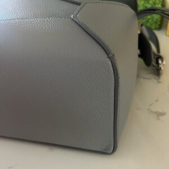 AUTHENTIC Small LOEWE Puzzle Edge Bag in Gorgeous Pearl Grey - Picture 6 of 8
